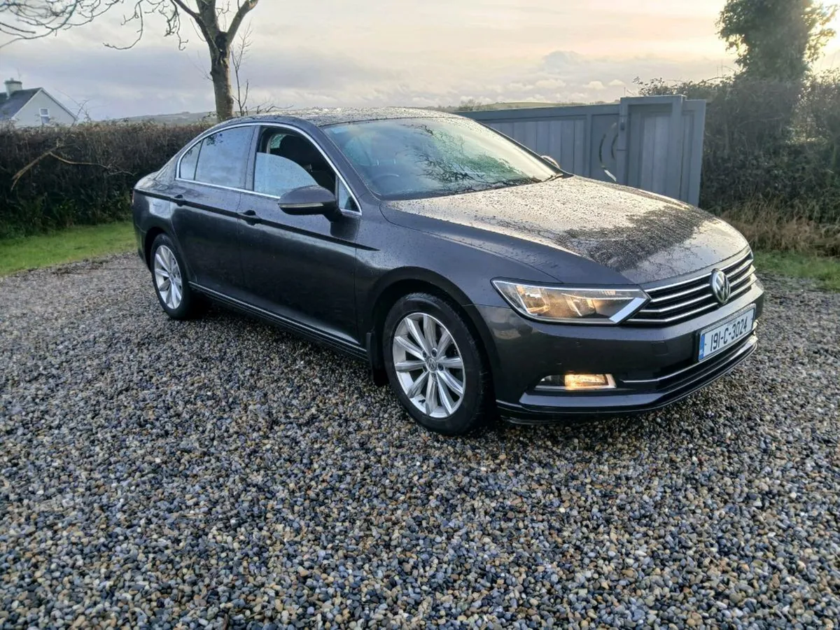 VOLKSWAGEN PASSAT 2.0 TDI - Image 1