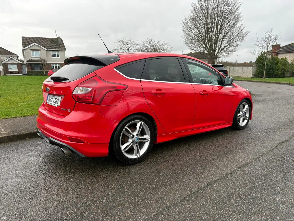 Ford focus - Image 4