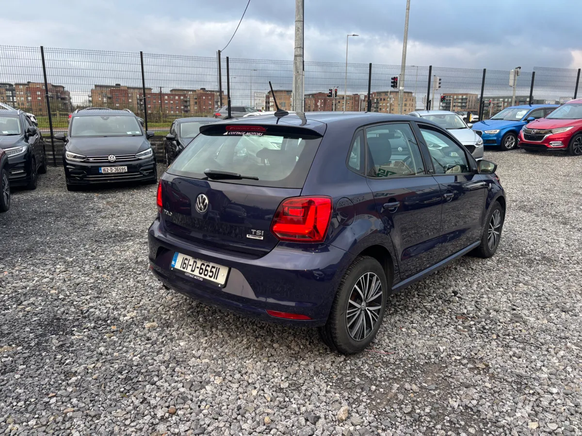 Volkswagen Polo - Image 4
