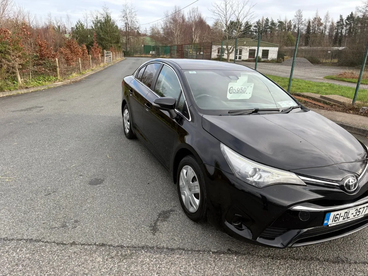 Toyota Avensis 2016 - Image 2