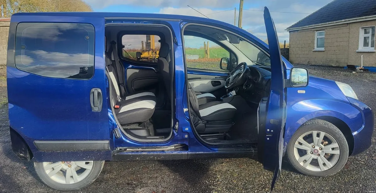 Fiat Qubo 2013 MPV - Image 3
