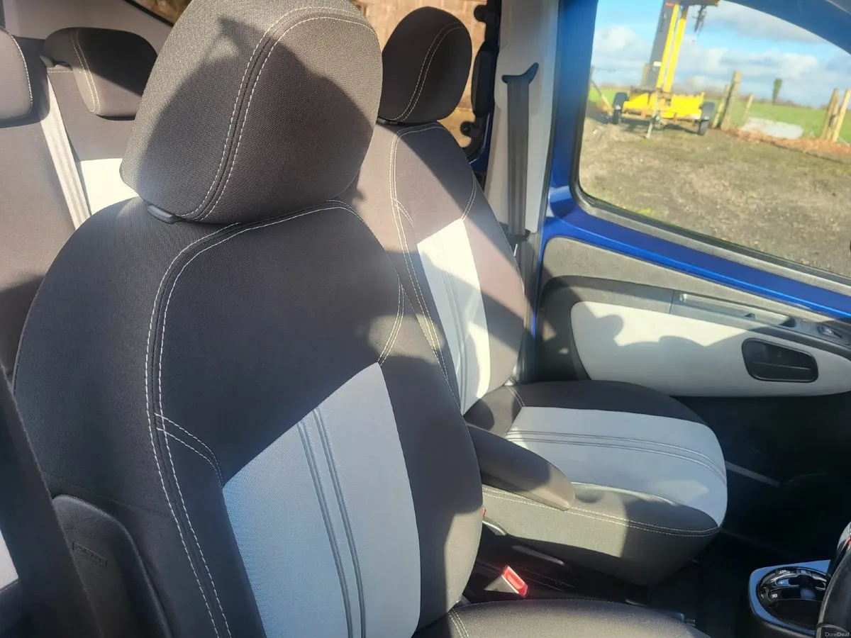 Fiat Qubo 2013 MPV - Image 4