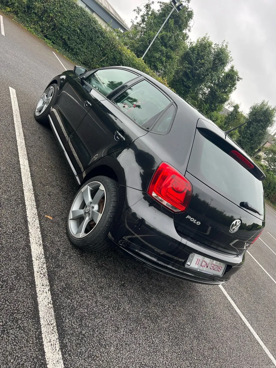 Volkswagen polo 2011 - Image 2