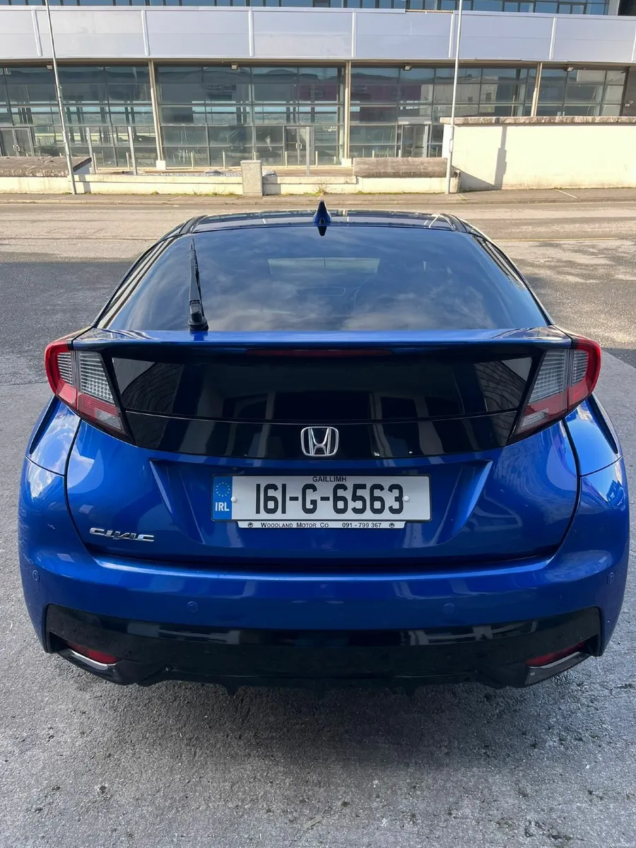 Honda Civic 2016 - Image 3