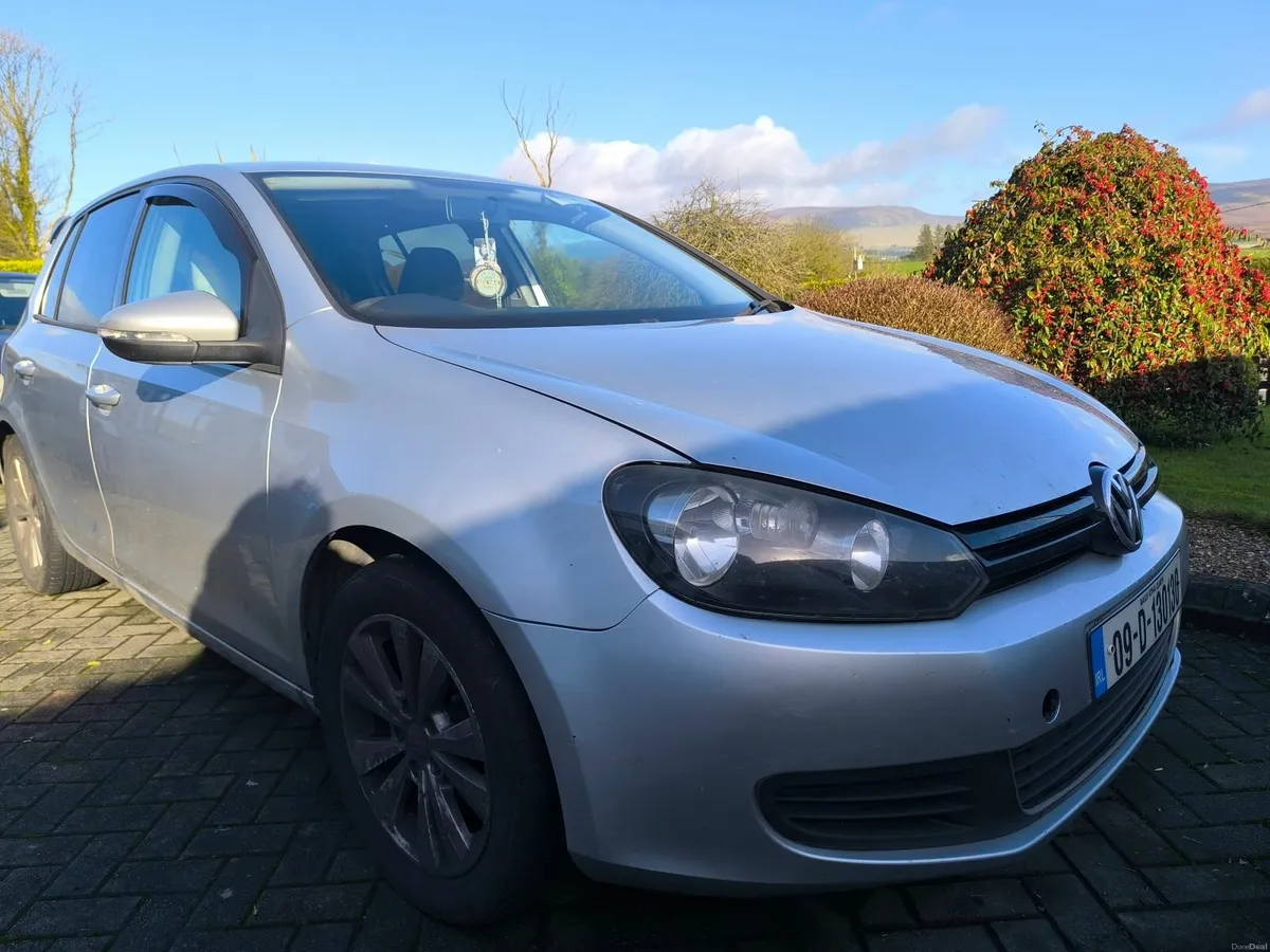 Golf Volkswagen - Image 1