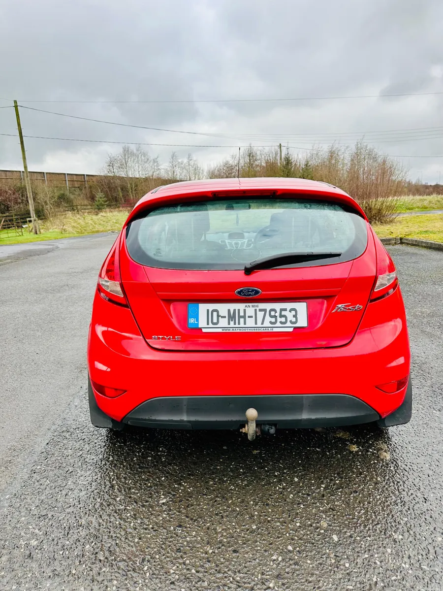 Ford Fiesta 2010 - Image 3