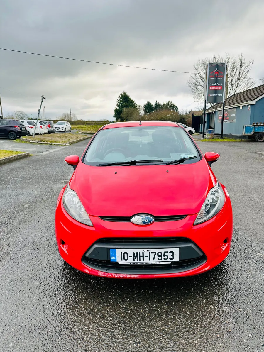 Ford Fiesta 2010 - Image 1