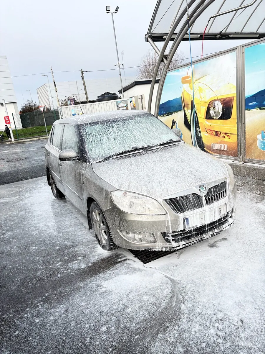 Skoda Fabia low milage 1.6tdi tax and nct 07/26 - Image 3