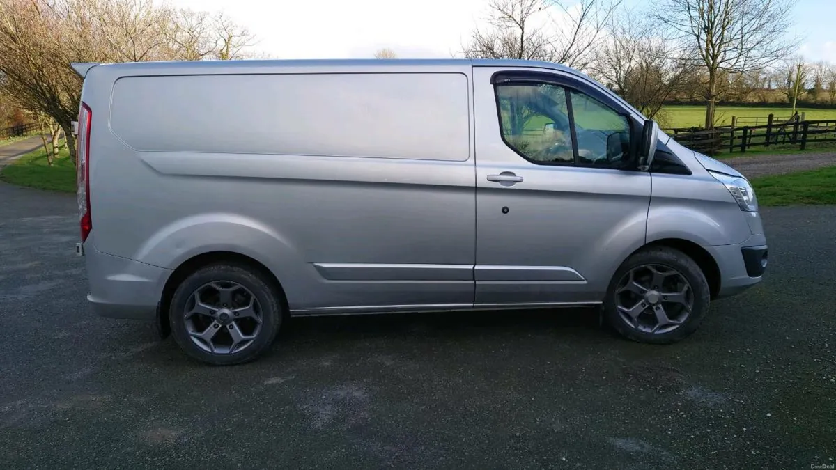 Ford Transit Custom - Image 1