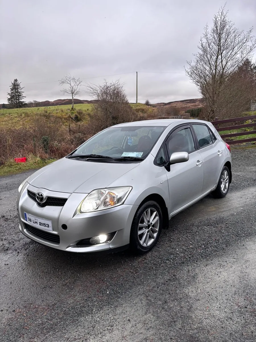 2009 Toyota Auris 1.4 D4D - Image 1