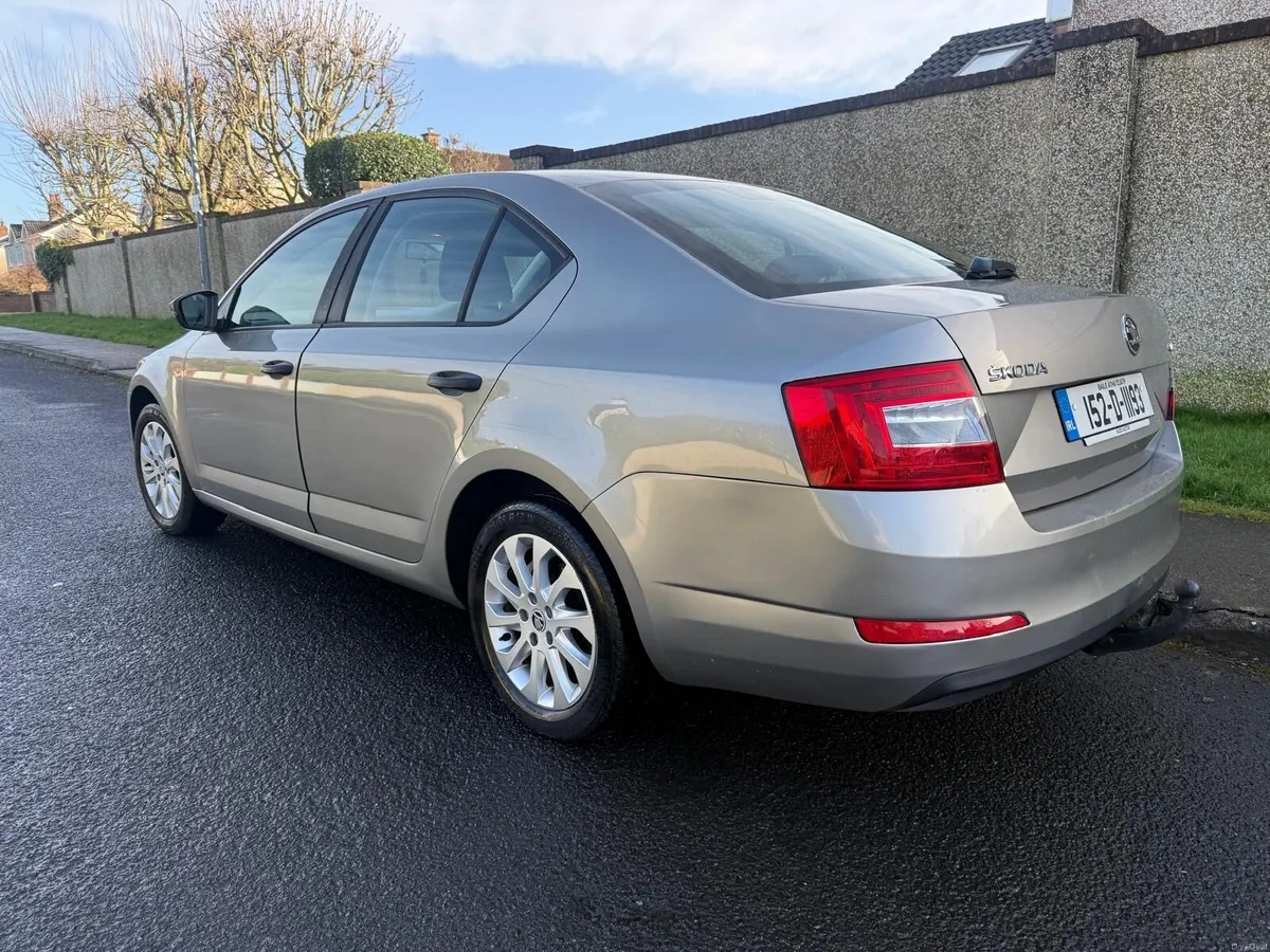 2015 Skoda Octavia 1.6 Diesel - Image 3