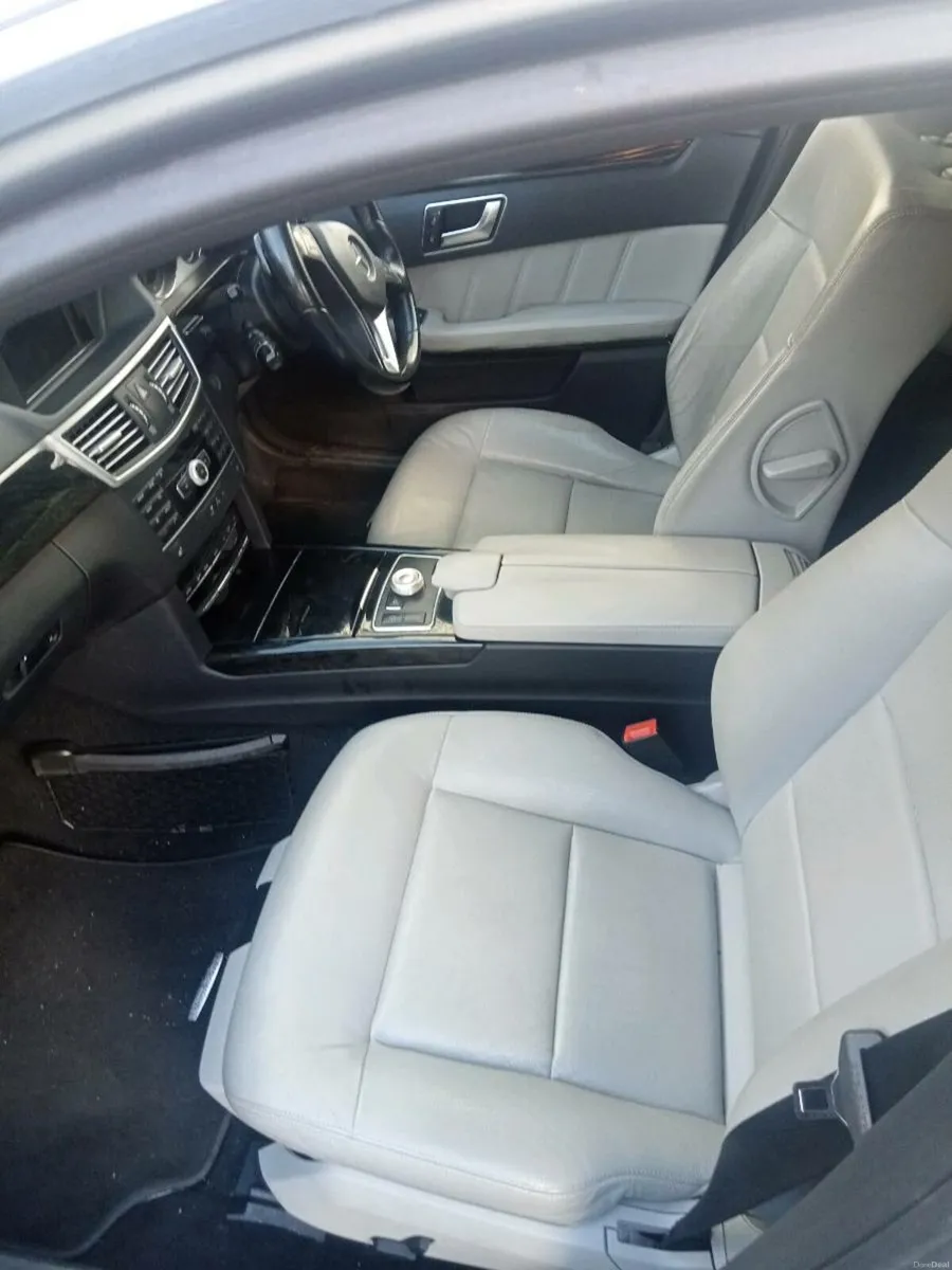 Mercedes C220 Estate - Image 4