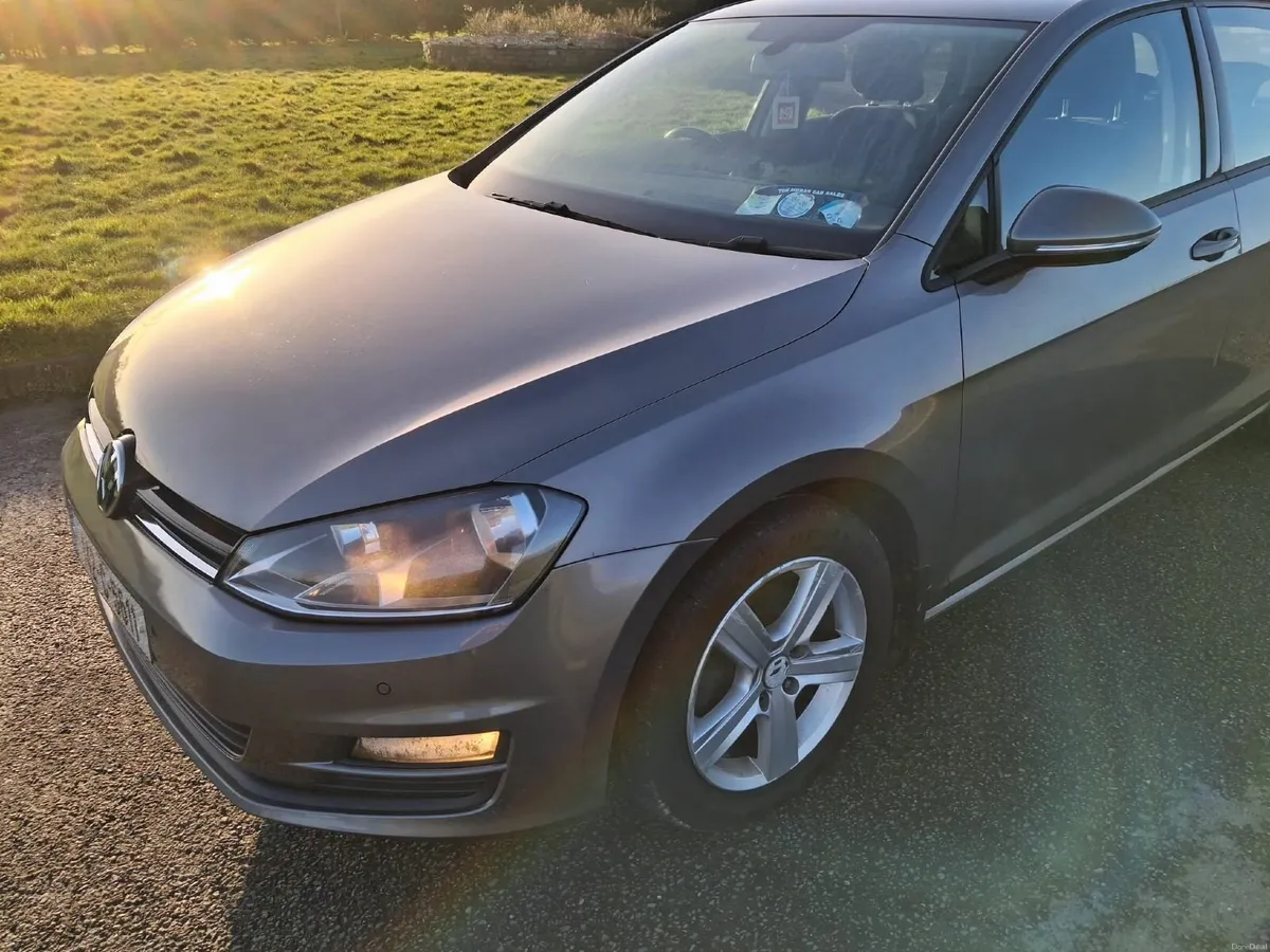 Volkswagen Golf 2014 - Image 2