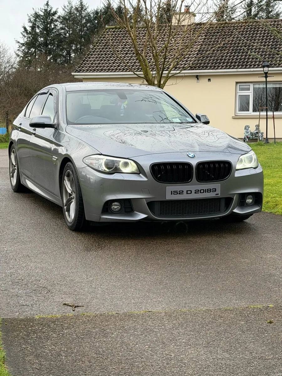 Stunning bmw 520d 2015 mint - Image 1