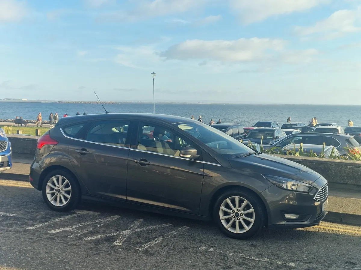 Ford Focus Titanium 1.5 TDCI (NCT 07/27) - Image 3