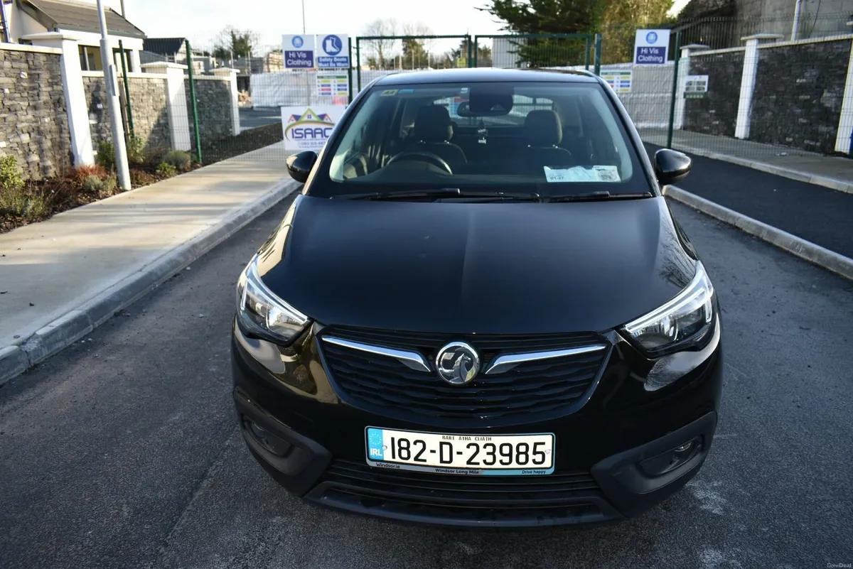 182 Vauxhall Crossland X 1.2 petrol SE Nav 64300km - Image 3