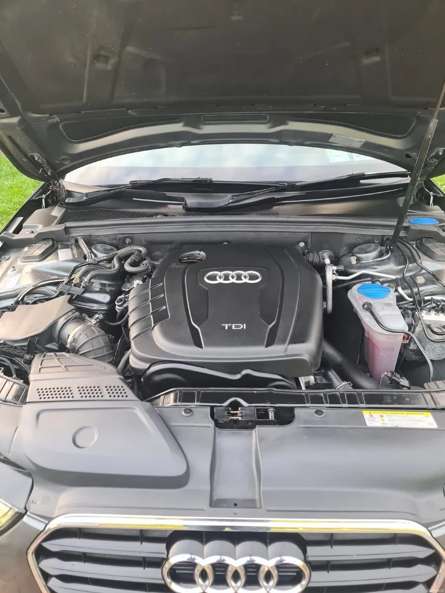 Audi A4 2013 - Image 2