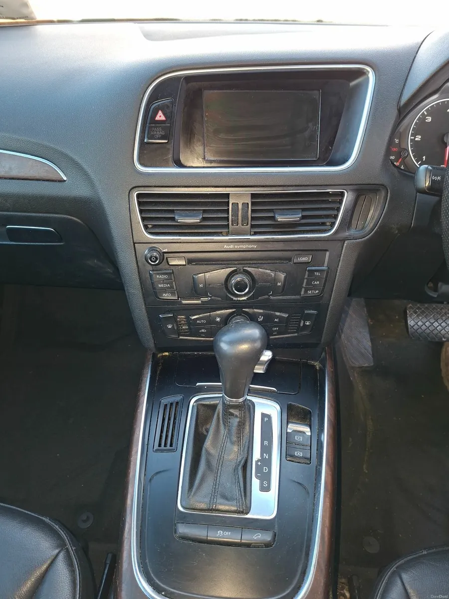 Audi Q5 2012 - Image 2