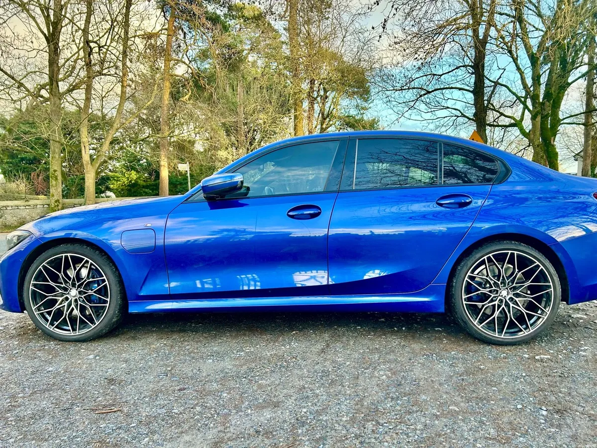 BMW 330e MSport 292bhp - Image 2