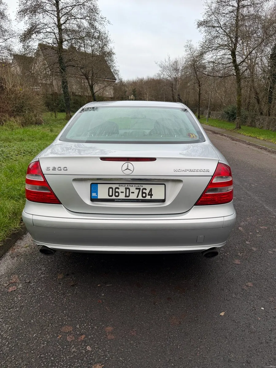 MERCEDES E200 SPORT NCT 05/26 - Image 3