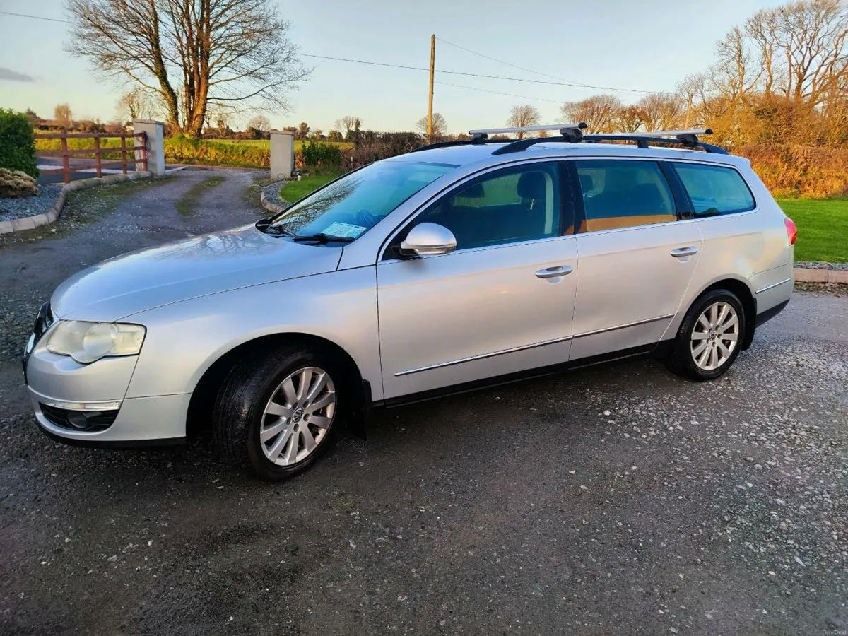 VW Passat Estate - Image 2