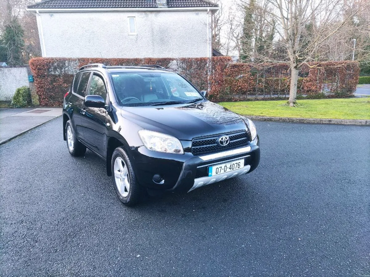 Toyota Rav4 2.0 Petrol 4x4 - Image 3