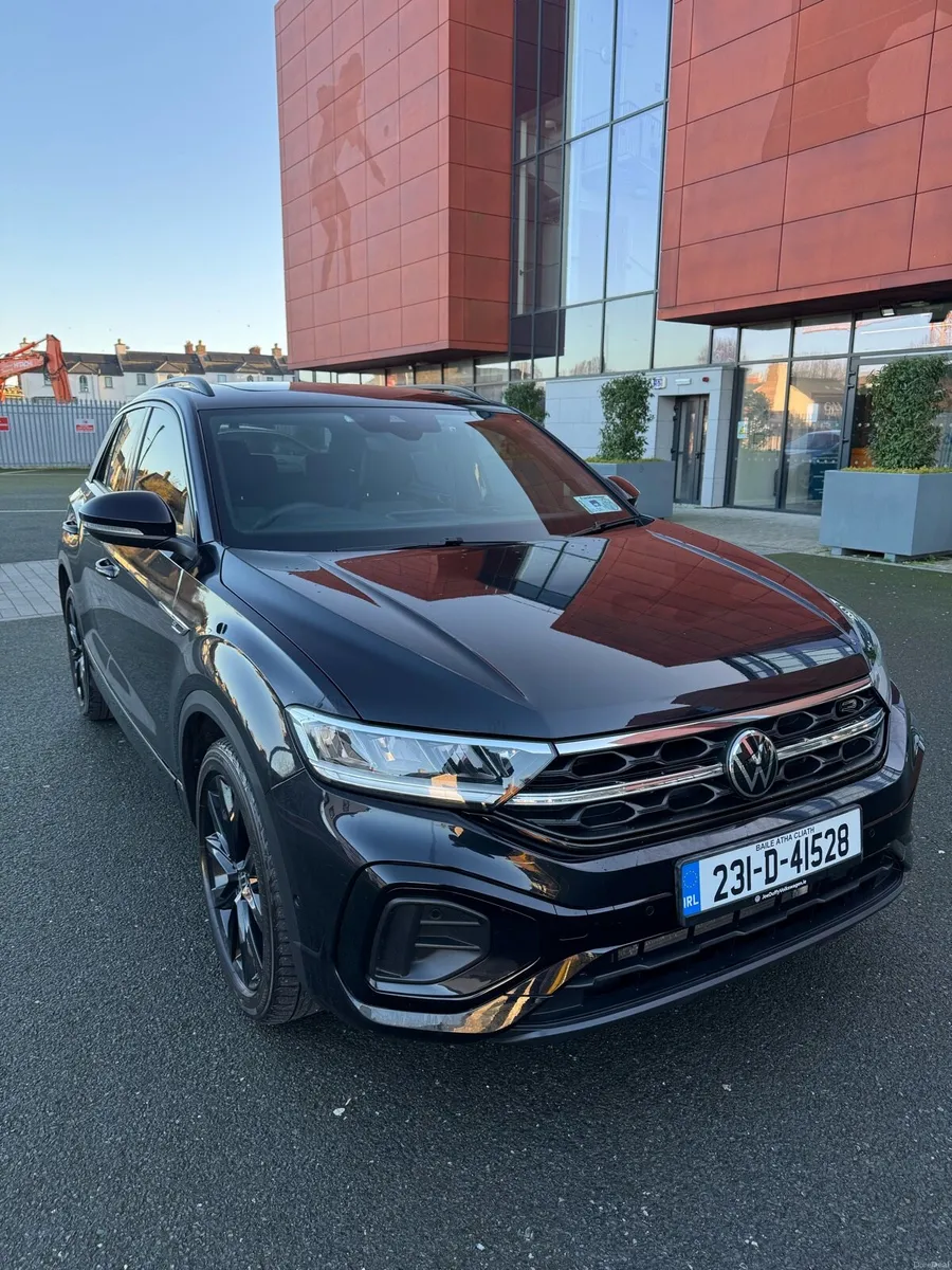 2023 VW T-Roc R-Line Plus 1.5 TSI 150 HP DSG - Image 1