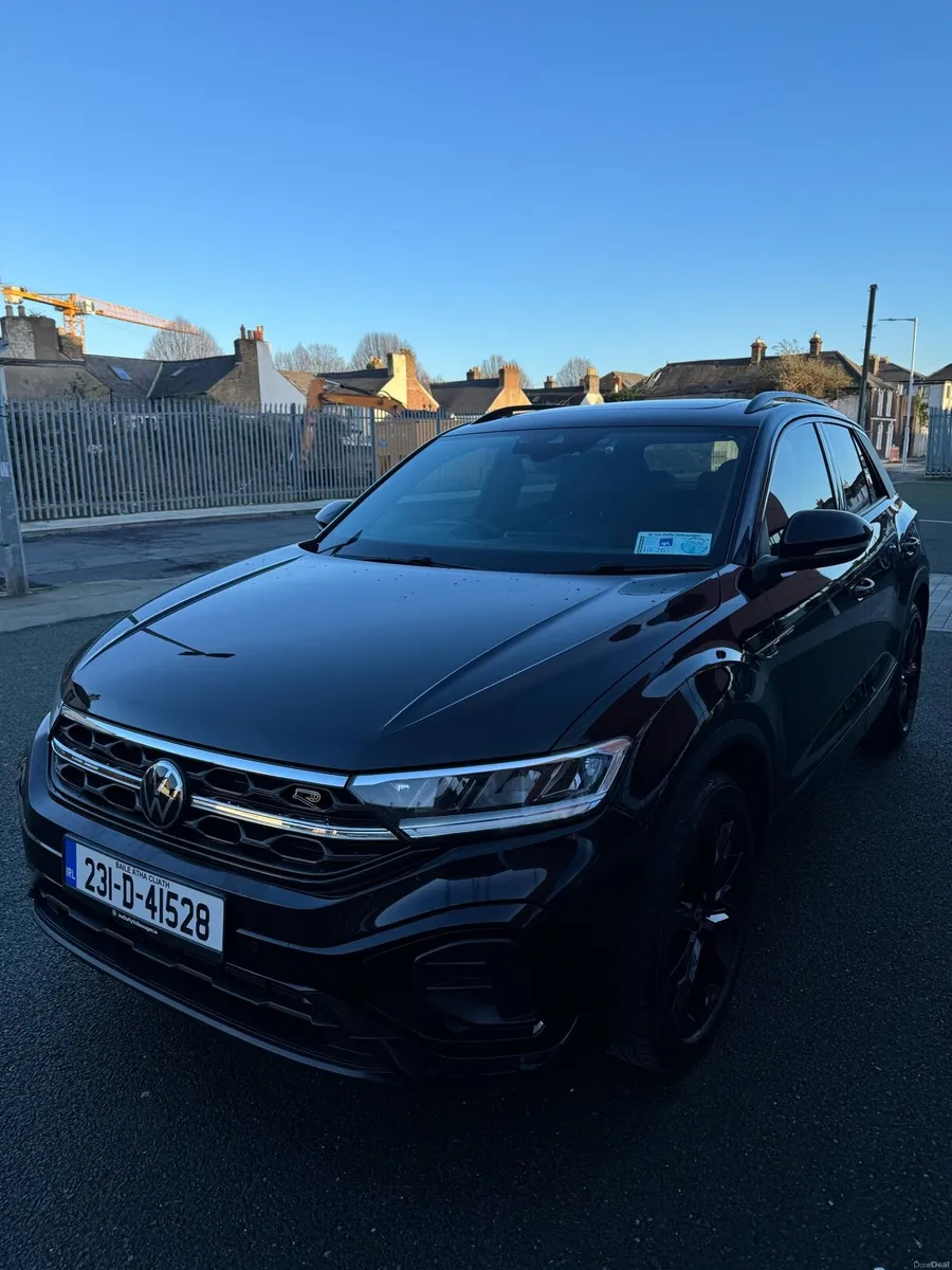2023 VW T-Roc R-Line Plus 1.5 TSI 150 HP DSG - Image 3