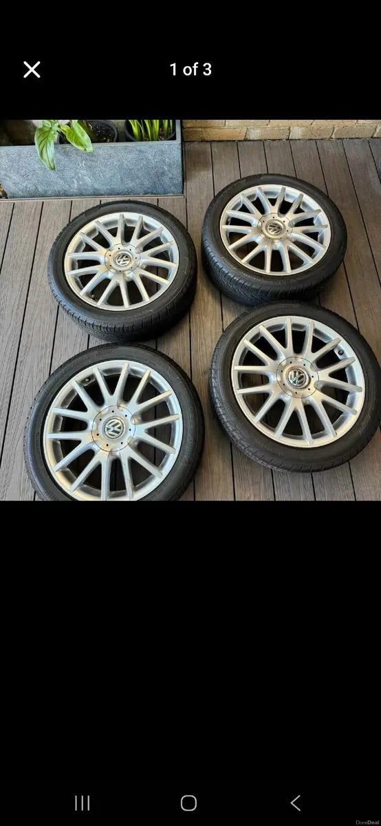 Volkswagen Classix 17" alloys wanted - Image 1