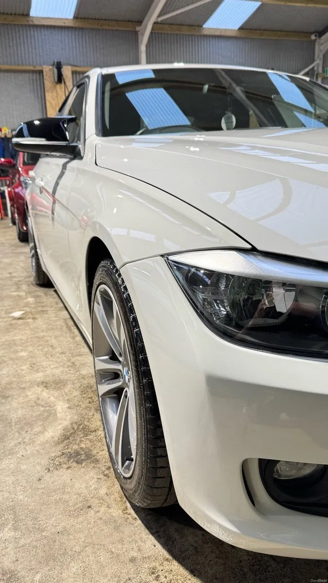 BMW 320D 2012 - Image 1