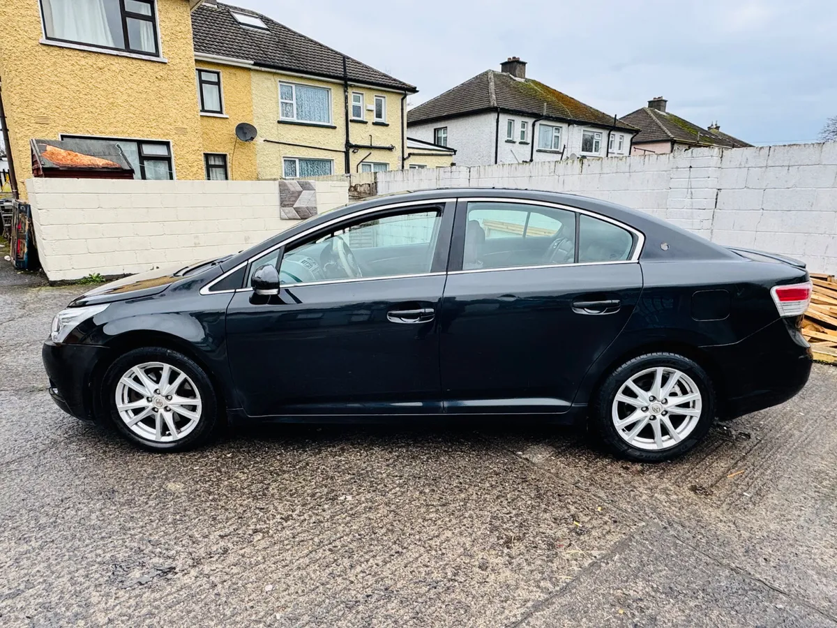 Toyota Avensis Diesel Automatic Reverse Camera - Image 2