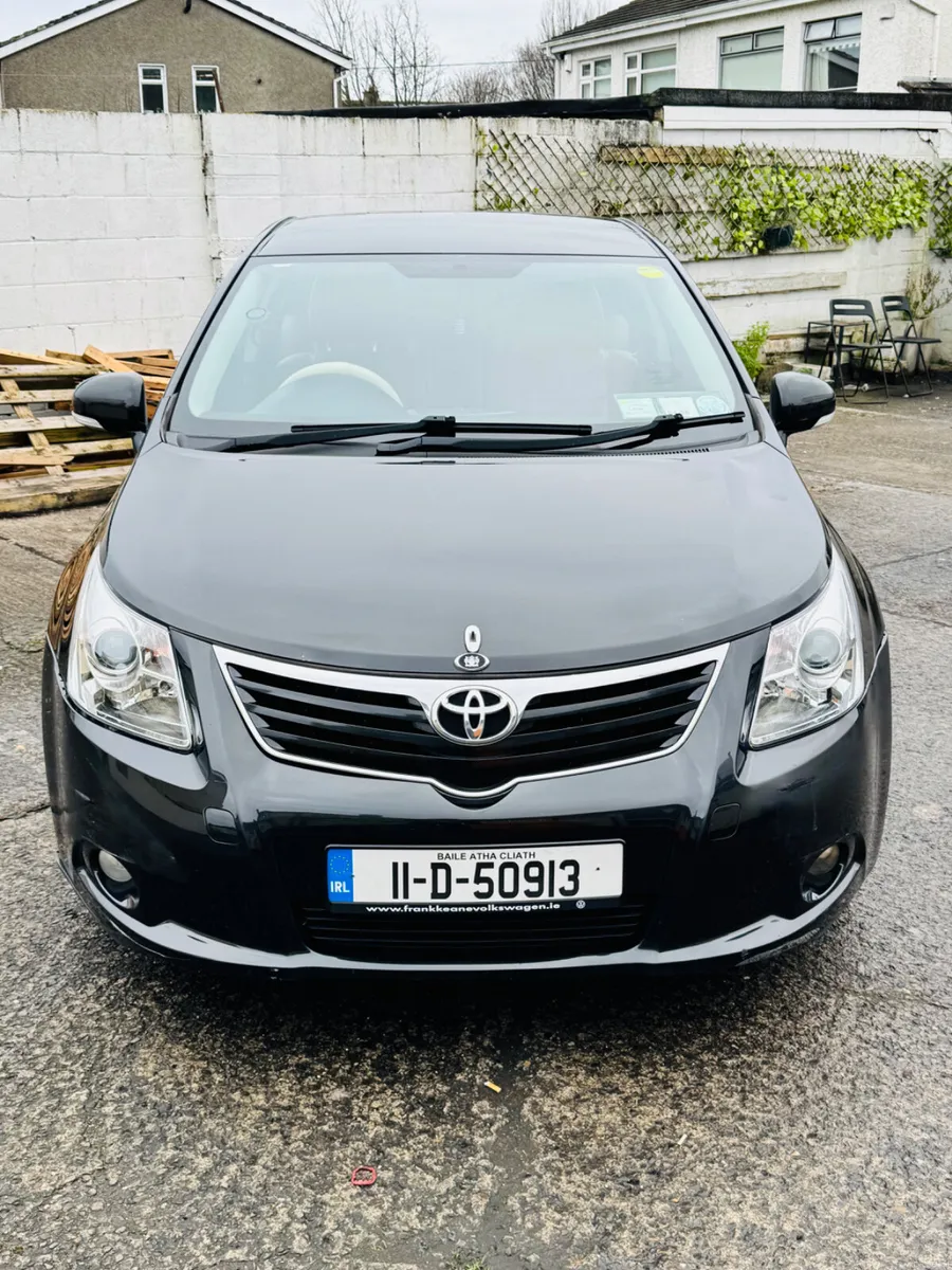 Toyota Avensis Diesel Automatic Reverse Camera - Image 1