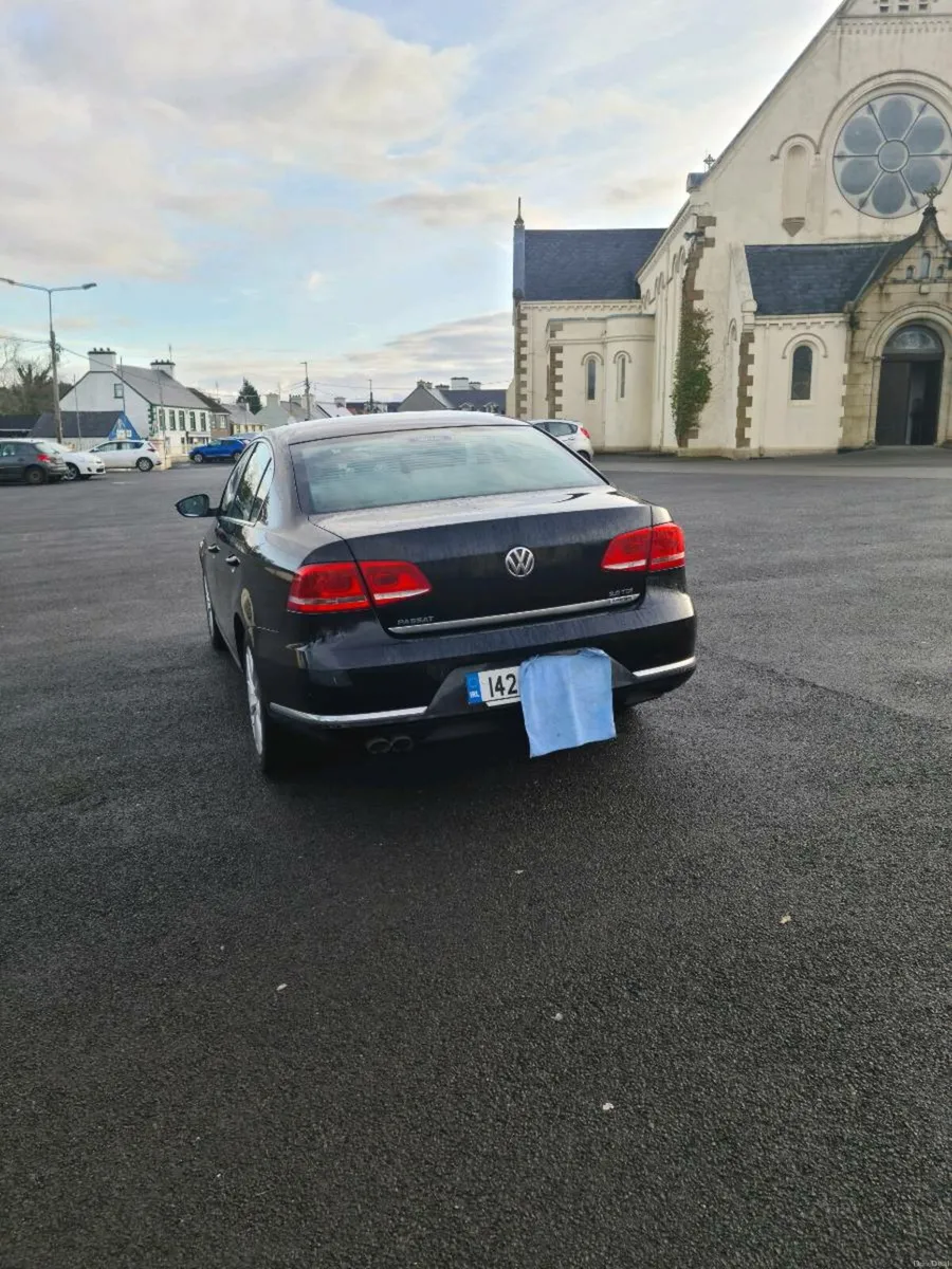 2014 Volkswagen Passat - Image 4