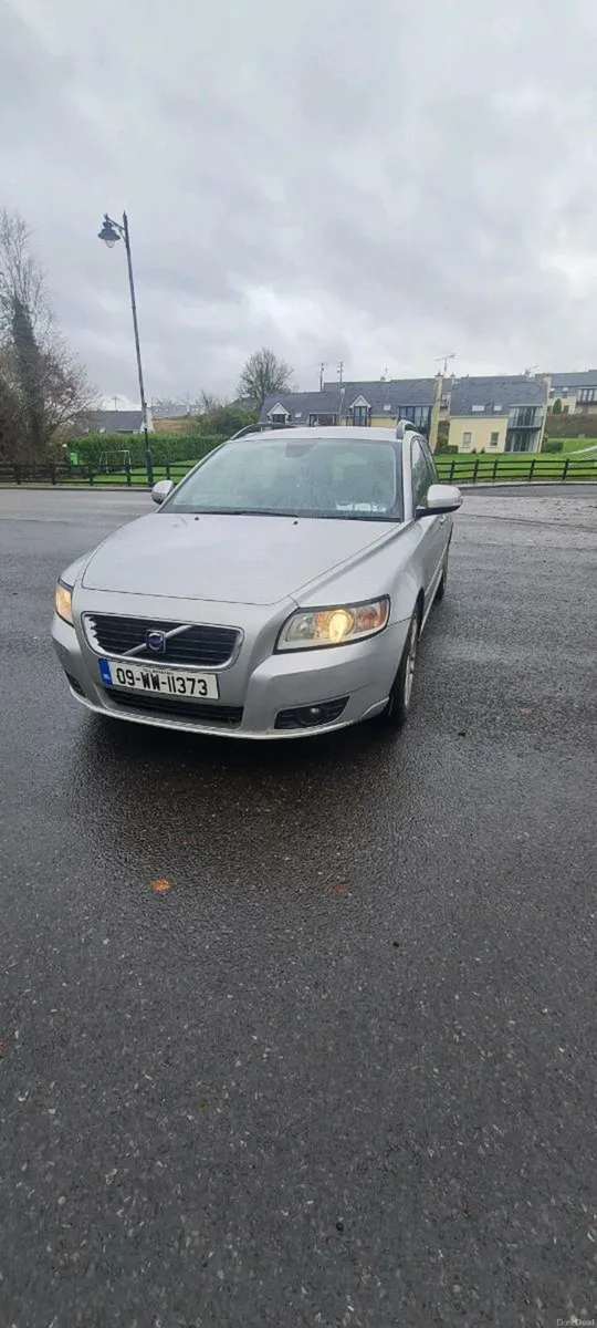 Volvo V50 1.6d - Image 2