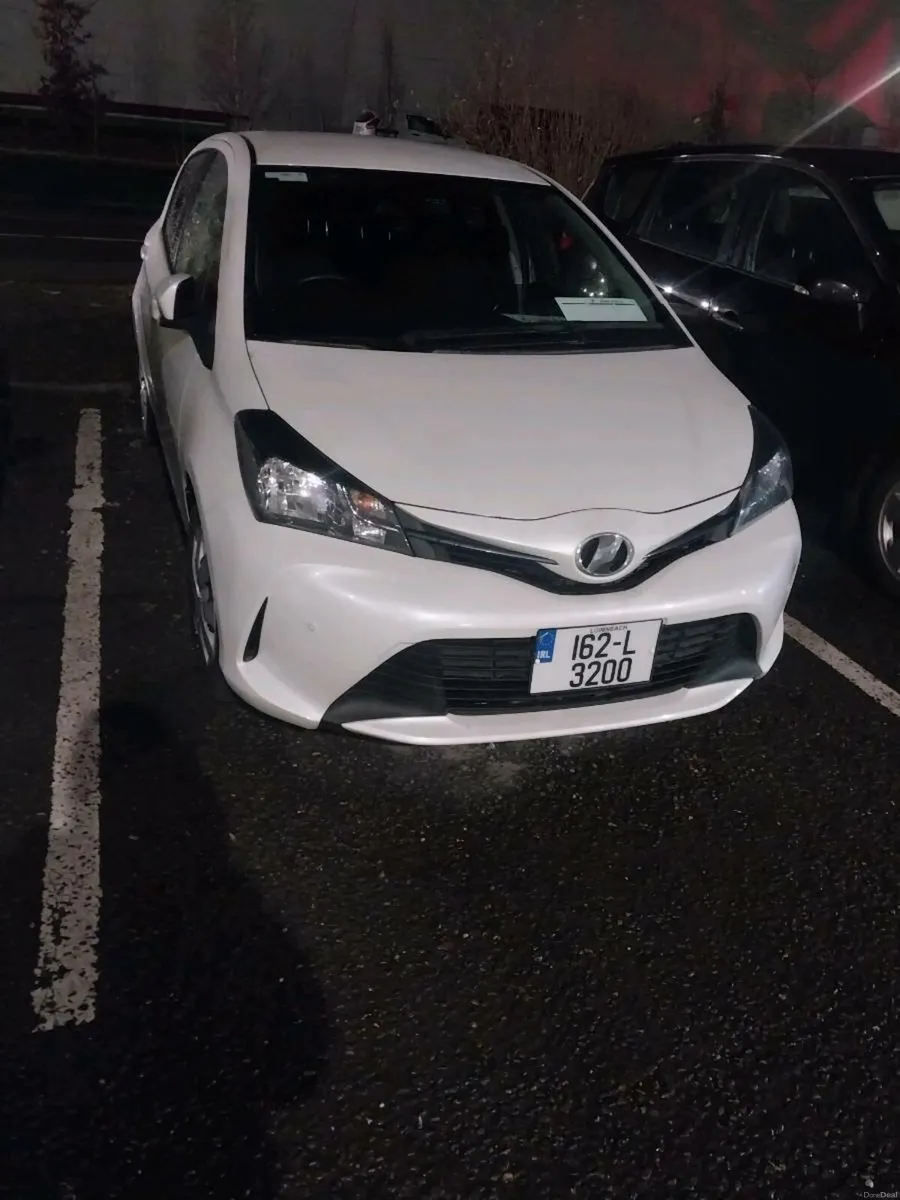 Toyota Vitz 2016 - Image 2