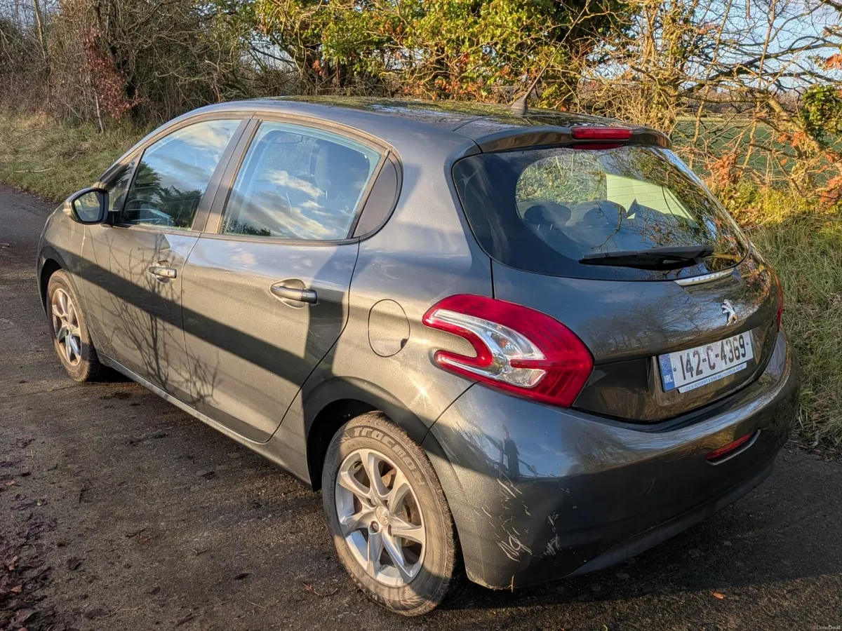 Peugeot 208 2014 - Image 3
