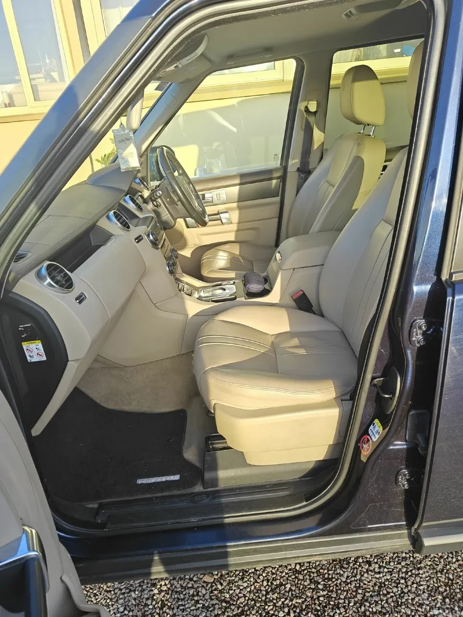 Land Rover Discovery 2015 - Image 4