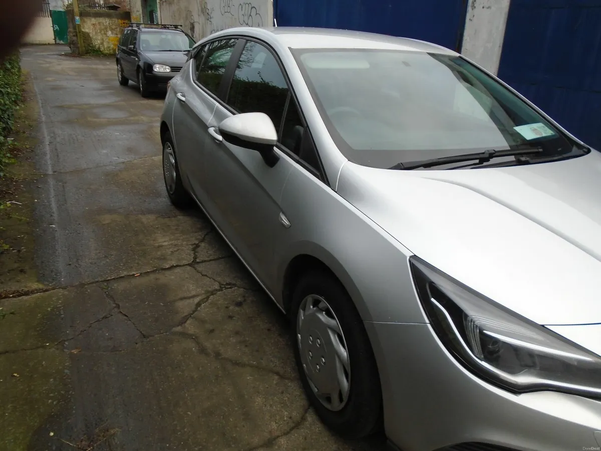 Opel Astra 2016 - Image 3