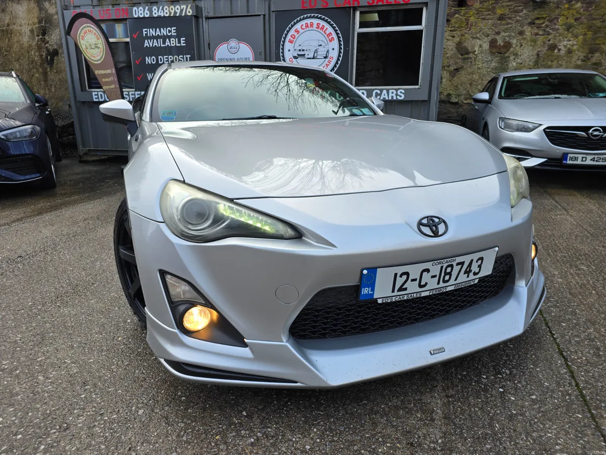Toyota GT86 2012 - Image 2