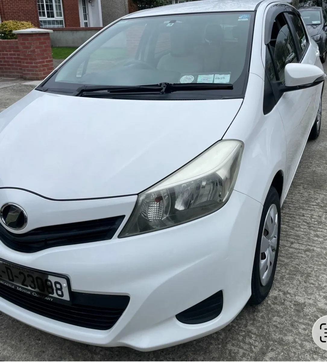 Toyota Vitz 2013 - Image 2