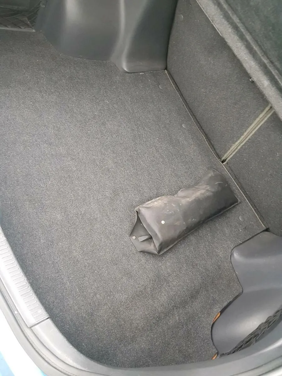 Toyota Corolla - Image 3