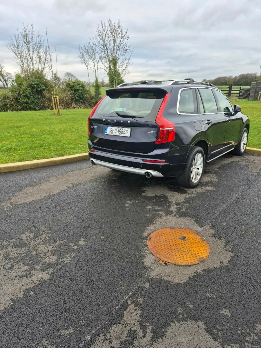 Volvo xc90 - Image 2