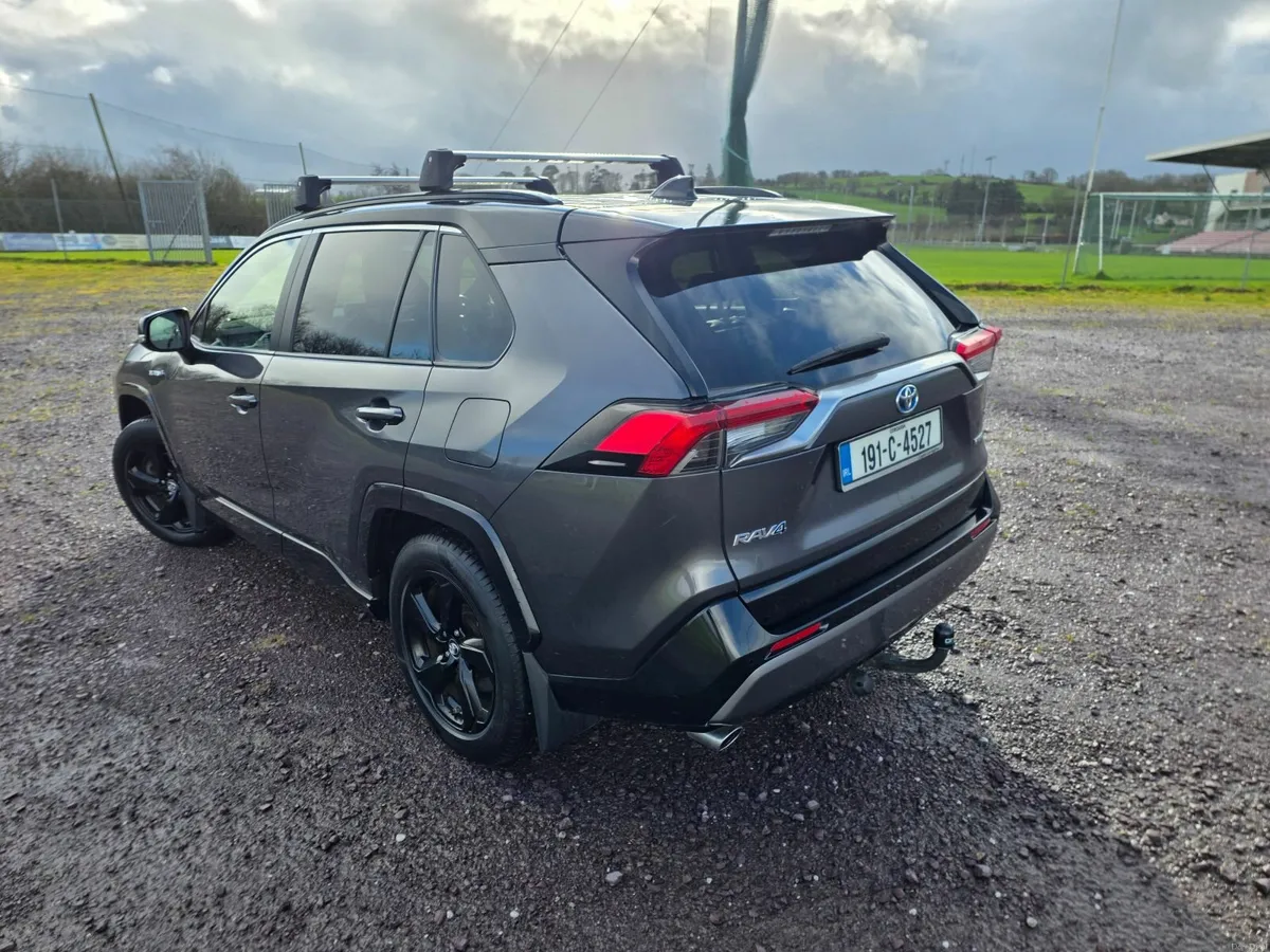 Toyota RAV4 2019 - Image 2