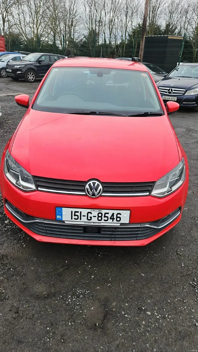 Volkswagen Polo 2015. very low 43628 km - Image 1