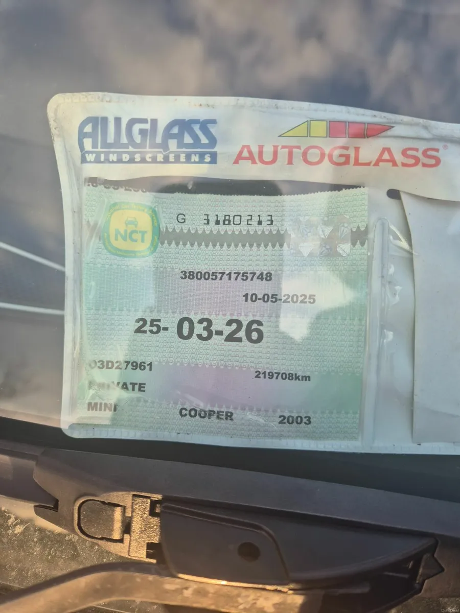 Mini Cooper 2003 - Image 2