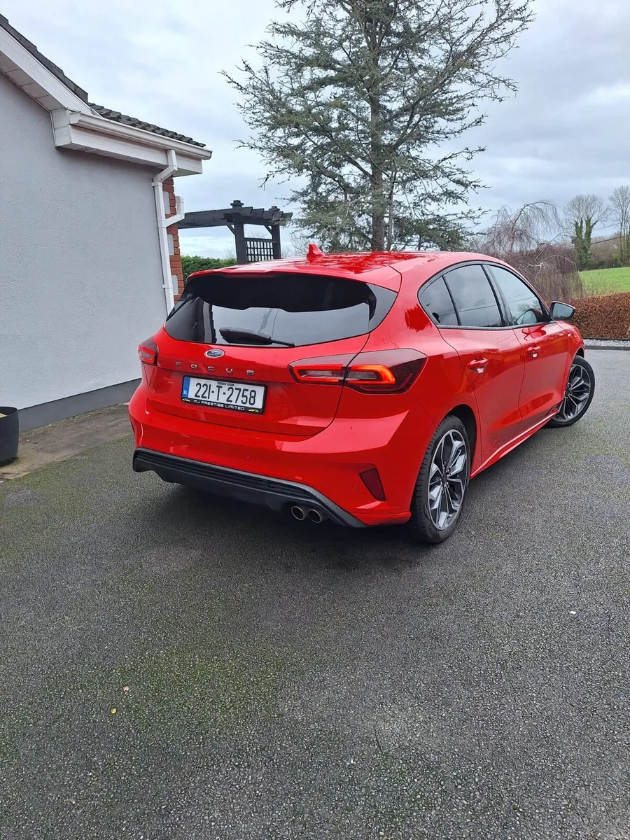 Ford Focus Vignale ST-Line Auto - Image 2