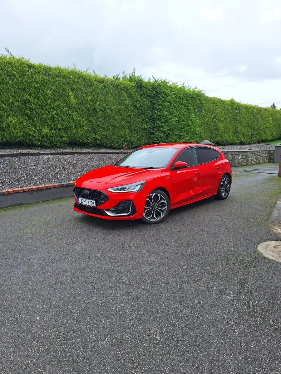 Ford Focus Vignale ST-Line Auto - Image 4