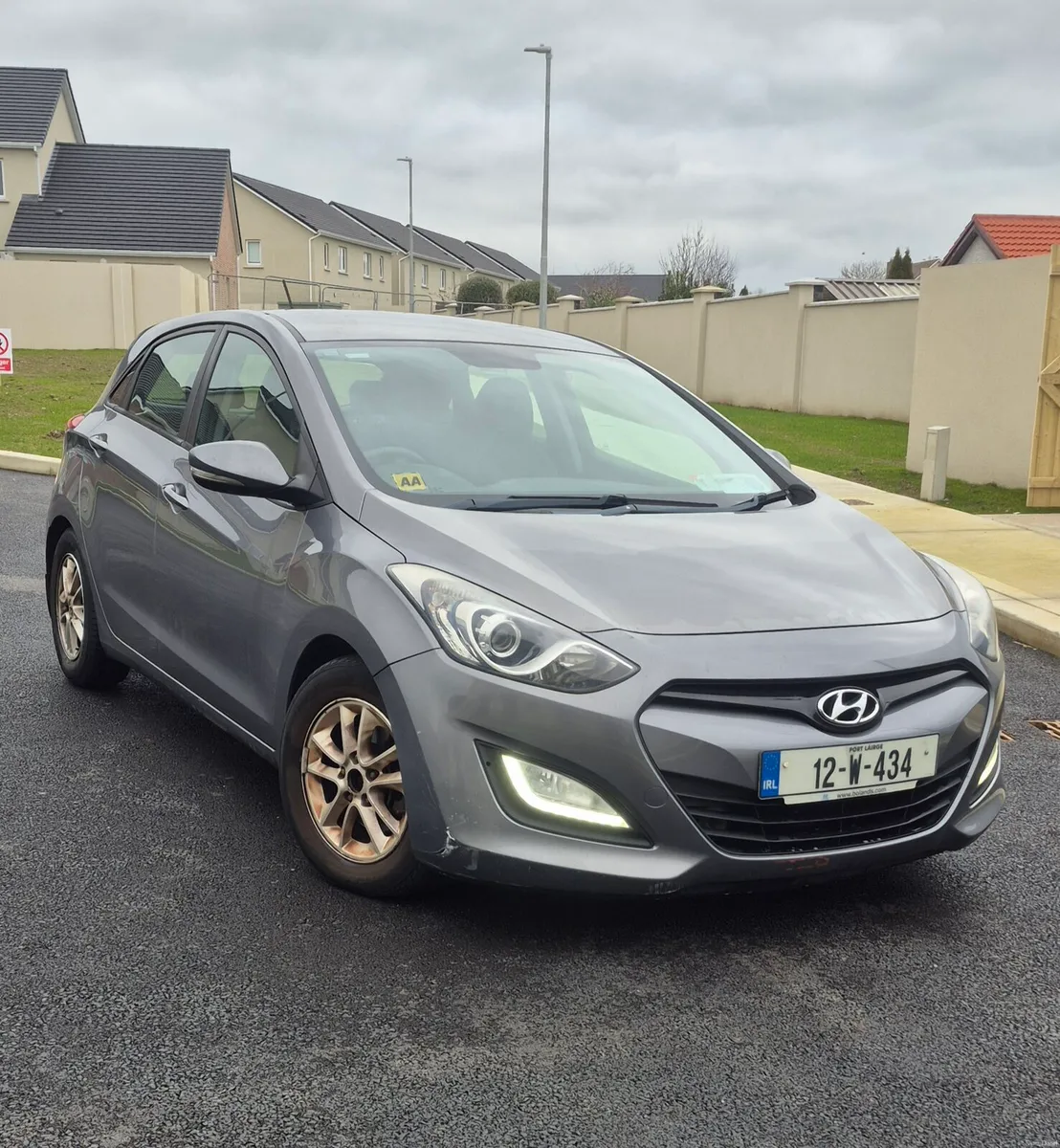 hyunday i30 elite diesel 1.4 nct & tax € 2950 - Image 1