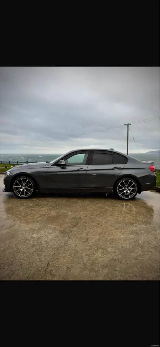 BMW 320d - Image 2