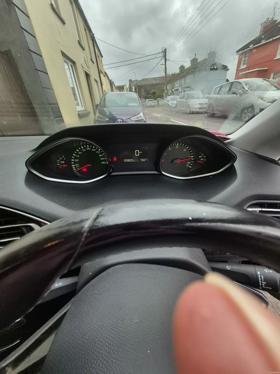 2016 Peugeot 308 1.6hdi Active - Image 4